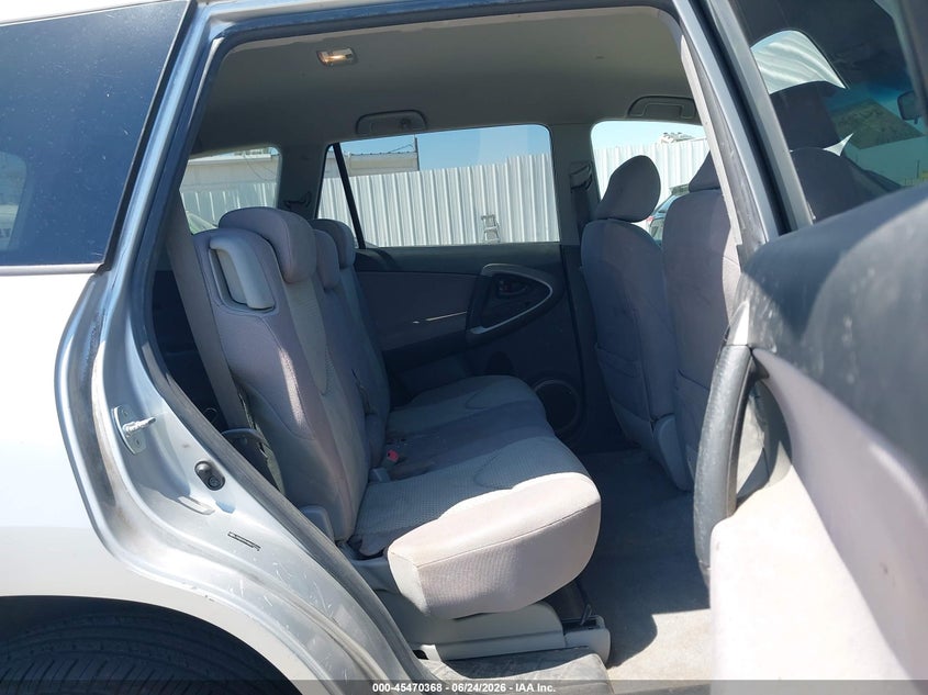 2008 Toyota Rav4 VIN JTMZD33VX86077715 IAAI salvage auction — FRONT & REAR, Salvage (California), sold $750 on 2026-07-29 (photo 8)