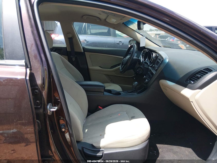 2011 Kia Optima VIN KNAGM4A76B5142412 IAAI salvage auction — NORMAL WEAR, Clear (Pennsylvania), sold $250 on 2026-07-15 (photo 5)