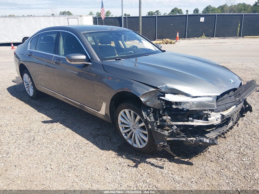 2016 BMW 7er VIN WBA7E2C59GG738526 IAAI salvage auction — FRONT END, Clear (South Carolina), sold $325 on 2026-07-29 (photo 1)