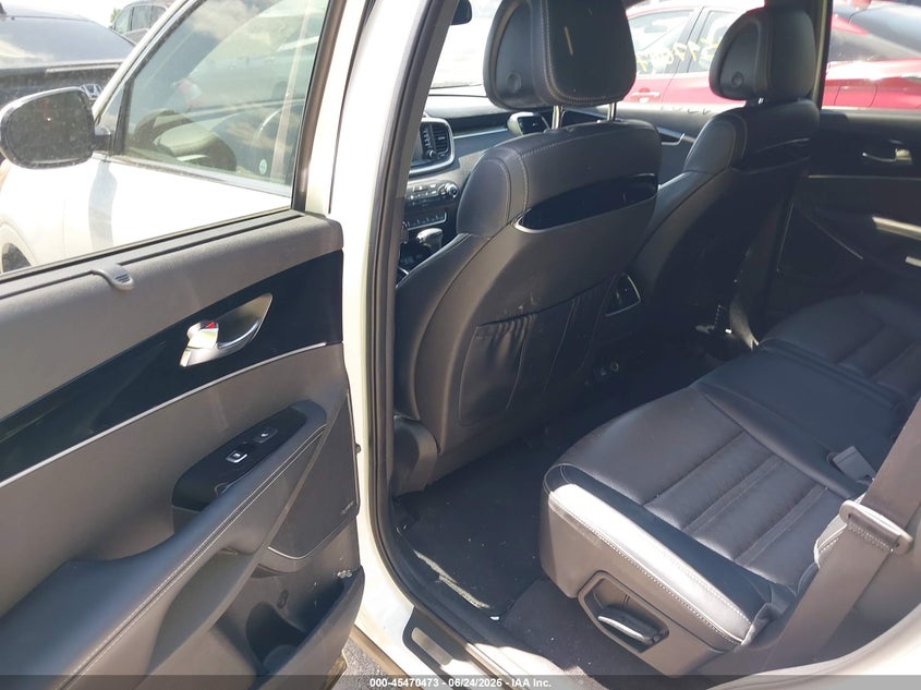 2016 Kia Sorento VIN 5XYPKDA11GG127478 IAAI salvage auction — NORMAL WEAR, Clear (Indiana), sold $2,300 on 2026-07-22 (photo 8)