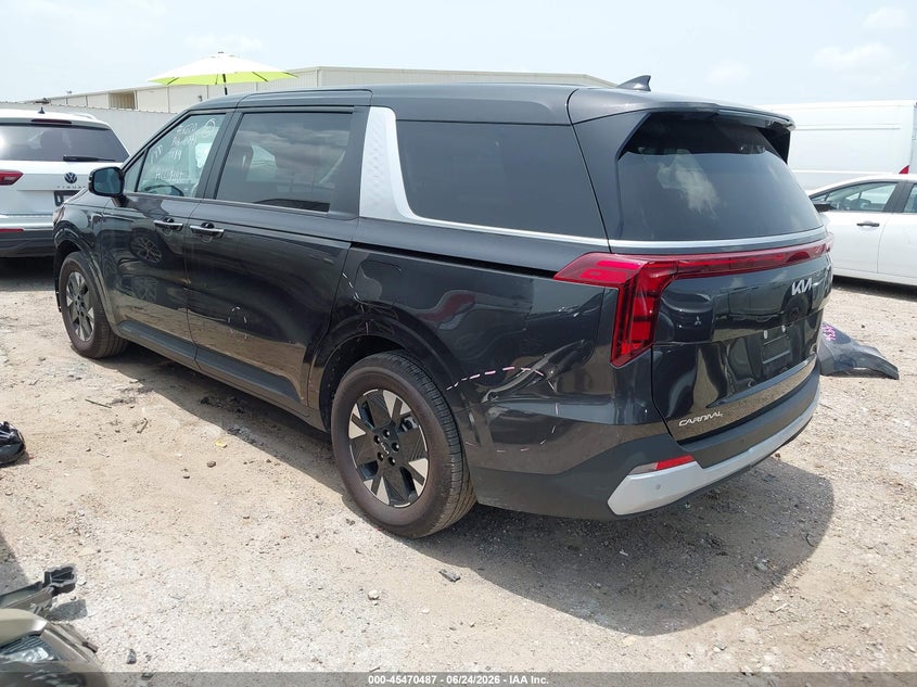 2026 Kia VIN KNDNB5KA6T6134936 IAAI salvage auction — RIGHT FRONT, Enterprise Vehicles Clear Only (Texas), sold $23,850 on 2026-07-09 (photo 3)