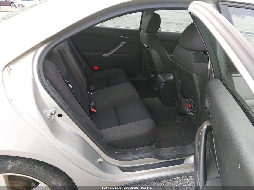 2006 Pontiac G6 VIN 1G2ZM551364186665 IAAI salvage auction — FRONT & REAR, Salvage (Georgia), sold $250 on 2026-07-31 (photo 8)