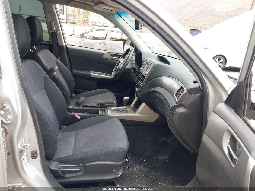 2010 Subaru Forester VIN JF2SH6CC9AH767554 IAAI salvage auction — NORMAL WEAR, Clear (Arizona), sold $325 on 2026-07-14 (photo 5)