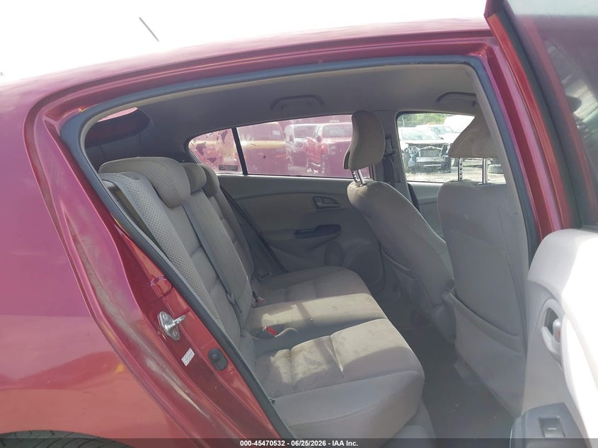 2010 Honda Insight VIN JHMZE2H73AS028675 IAAI salvage auction — LEFT FRONT, Salvage (Pennsylvania), sold $275 on 2026-07-29 (photo 8)