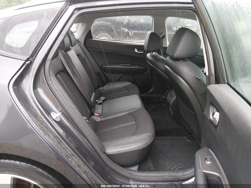 2019 Kia Optima VIN 5XXGT4L32KG316214 IAAI salvage auction — FRONT END, Salvage (Idaho), sold $675 on 2026-07-21 (photo 8)