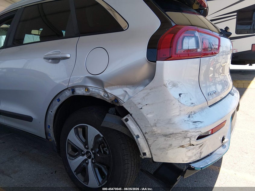 2018 Kia Niro VIN KNDCD3LD8J5139167 IAAI salvage auction — REAR END, Salvage (California), sold $4,650 on 2026-07-14 (photo 6)