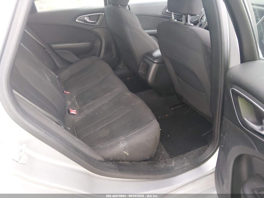 2015 Chrysler 200 VIN 1C3CCCAB1FN577447 IAAI salvage auction — FRONT END, Salvage Title, sold $400 on 2026-07-24 (photo 8)