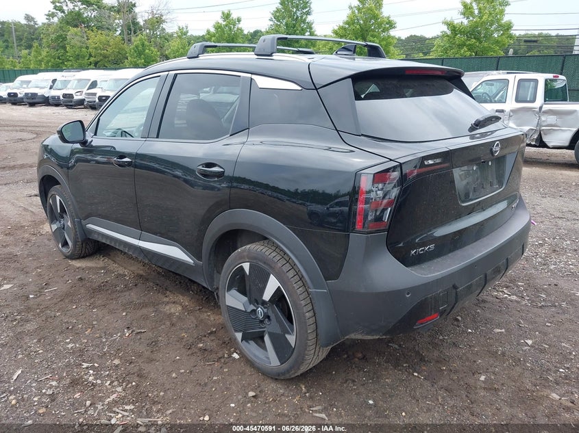 2025 Nissan Kicks VIN 3N8AP6DB4SL312914 IAAI salvage auction — SIDE, Salvage Title, sold $8,300 on 2026-07-17 (photo 3)