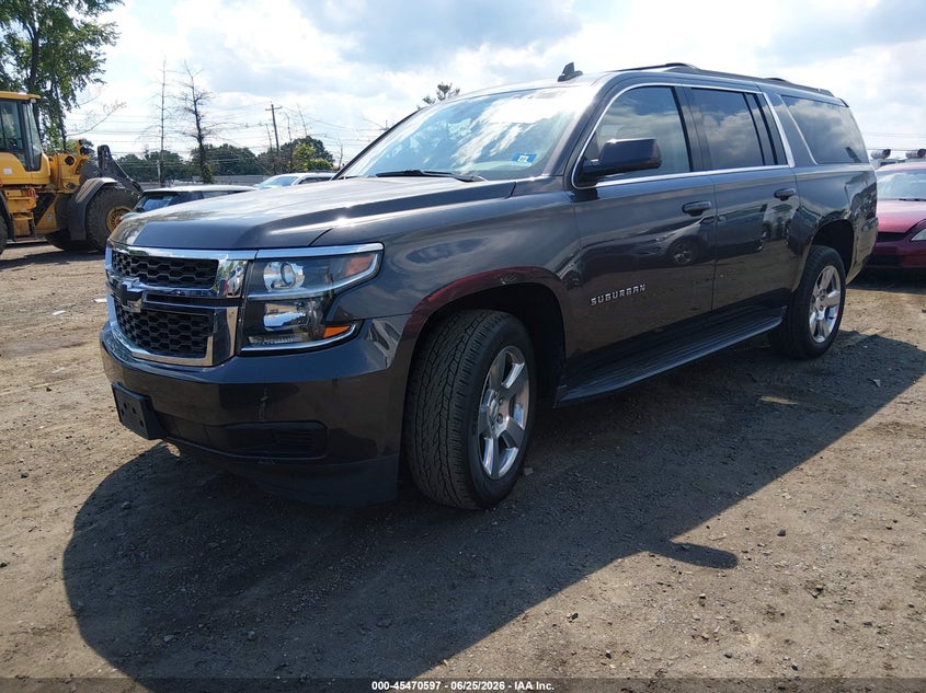 2018 Chevrolet Suburban VIN 1GNSKGKC6JR209900 IAAI salvage auction — NORMAL WEAR, Clear (New Jersey), sold $9,075 on 2026-07-29 (photo 2)