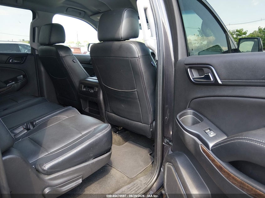 2018 Chevrolet Suburban VIN 1GNSKGKC6JR209900 IAAI salvage auction — NORMAL WEAR, Clear (New Jersey), sold $9,075 on 2026-07-29 (photo 8)