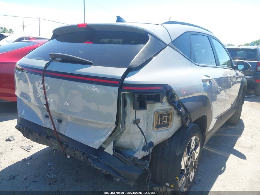 2024 Hyundai Kona VIN KM8HB3AB1RU083258 IAAI salvage auction — REAR END, Salvage Title, sold $9,700 on 2026-07-31 (photo 4)