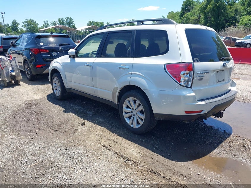 2011 Subaru Forester VIN JF2SHADC7BH780614 IAAI salvage auction — NORMAL WEAR, Clear (Virginia), sold $300 on 2026-07-23 (photo 3)