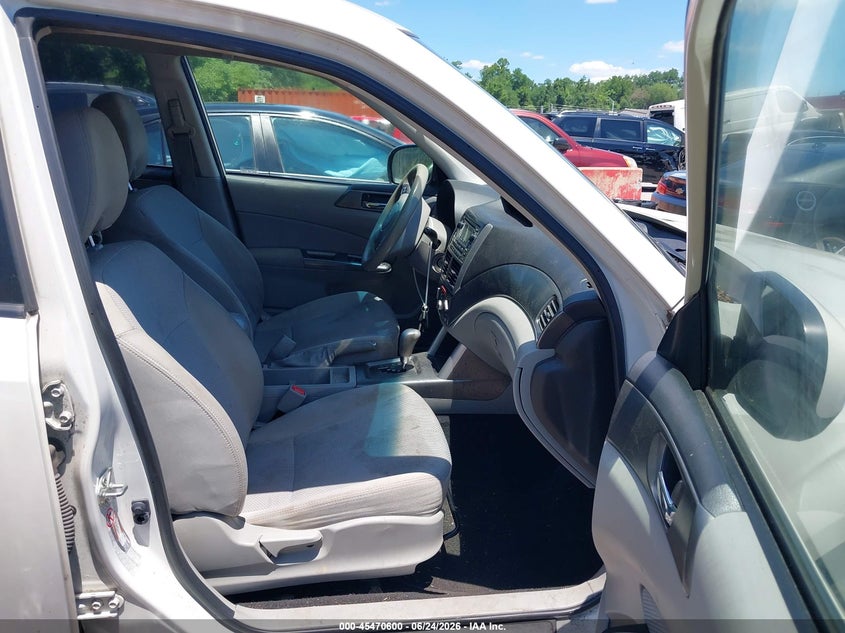2011 Subaru Forester VIN JF2SHADC7BH780614 IAAI salvage auction — NORMAL WEAR, Clear (Virginia), sold $300 on 2026-07-23 (photo 5)