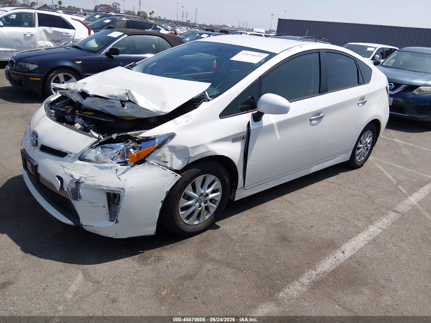2014 Toyota Prius VIN JTDKN3DP6E3064441 IAAI salvage auction — FRONT END, Salvage Title, sold $5,600 on 2026-07-30 (photo 2)