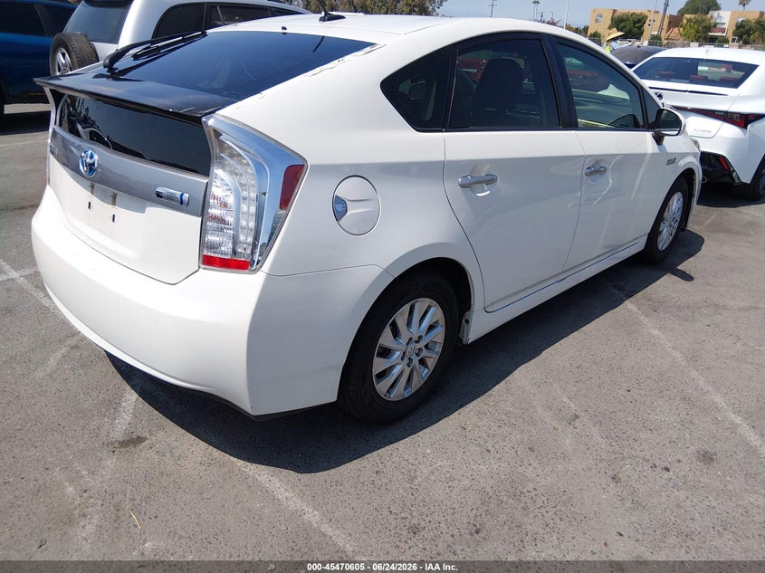 2014 Toyota Prius VIN JTDKN3DP6E3064441 IAAI salvage auction — FRONT END, Salvage Title, sold $5,600 on 2026-07-30 (photo 4)