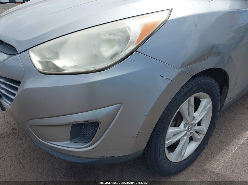 2012 Hyundai Tucson VIN KM8JU3AC1CU455113 IAAI salvage auction — NORMAL WEAR, Clear (Hawaii), sold $750 on 2026-07-28 (photo 6)