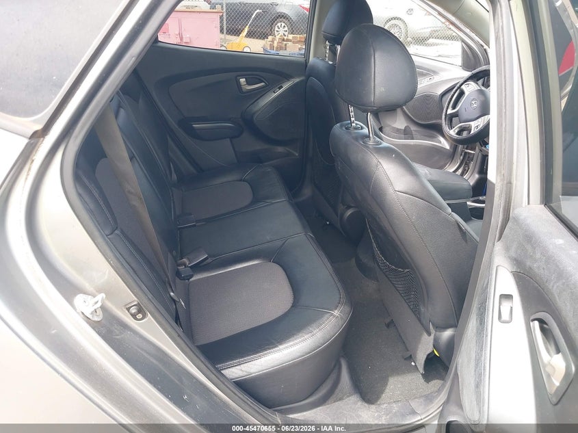 2012 Hyundai Tucson VIN KM8JU3AC1CU455113 IAAI salvage auction — NORMAL WEAR, Clear (Hawaii), sold $750 on 2026-07-28 (photo 8)