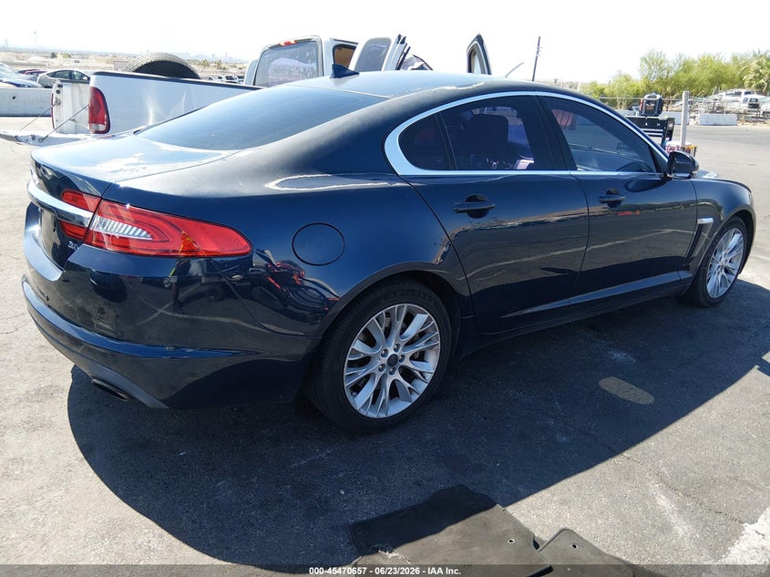 2013 Jaguar Xf VIN SAJWA0E77D8S87925 IAAI salvage auction — NORMAL WEAR, Clear (Nevada), sold $200 on 2026-07-24 (photo 4)
