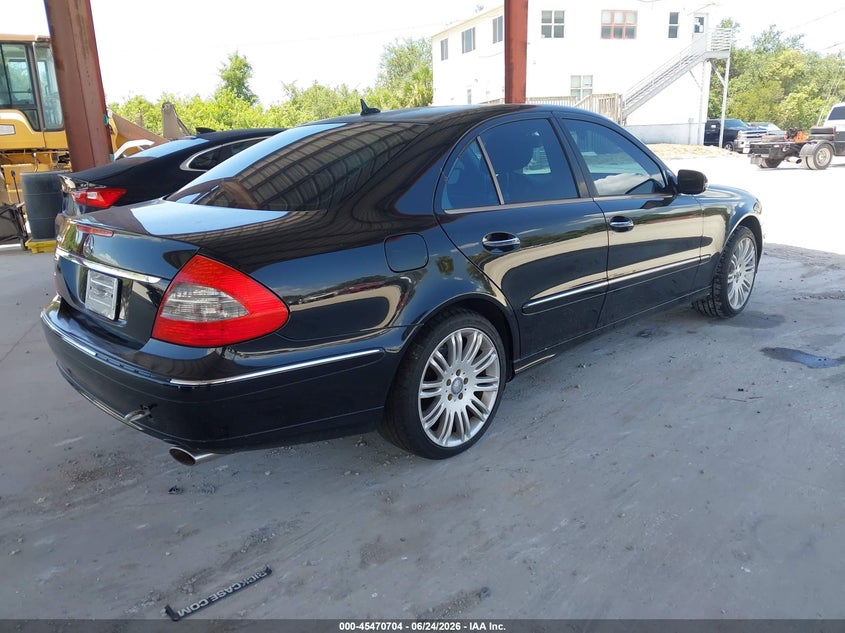 2008 Mercedes-benz E-class VIN WDBUF56XX8B222027 IAAI salvage auction — NORMAL WEAR, Clear (Florida), sold $950 on 2026-07-21 (photo 4)
