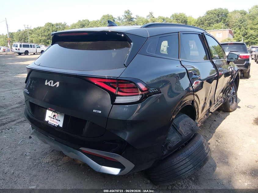 2024 Kia Sportage VIN KNDPXCDG7R7134463 IAAI salvage auction — SIDE, Salvage (Massachusetts), sold $13,100 on 2026-07-18 (photo 4)