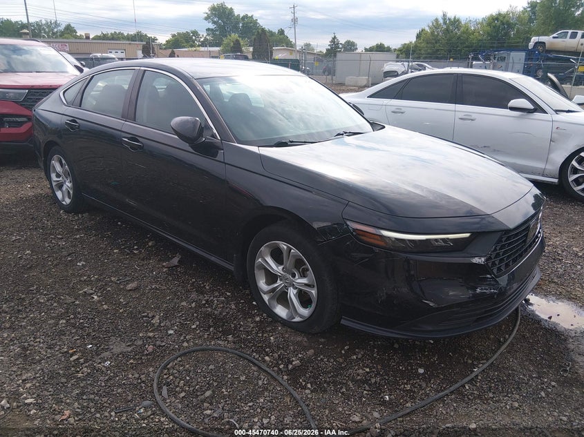 2023 Honda Accord VIN 1HGCY1F25PA033800 IAAI salvage auction — LEFT FRONT, Salvage Title, sold $6,300 on 2026-07-26 (photo 1)