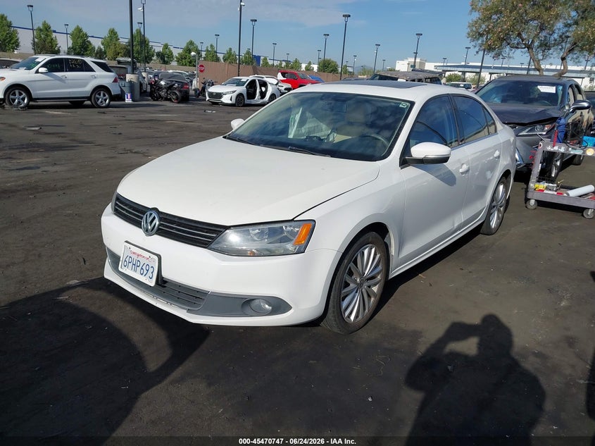 2011 Volkswagen Jetta VIN 3VWLZ7AJ8BM005799 IAAI salvage auction — RIGHT SIDE, Salvage Certificate (California), sold $1,200 on 2026-07-10 (photo 2)