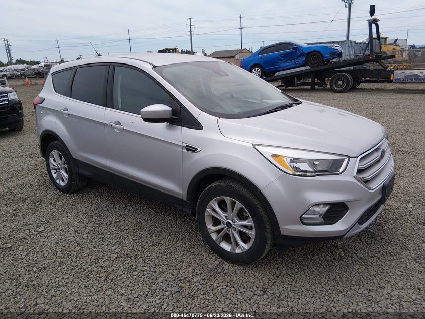2019 Ford Escape VIN 1FMCU9GD2KUA65812 — IAAI salvage auction photo