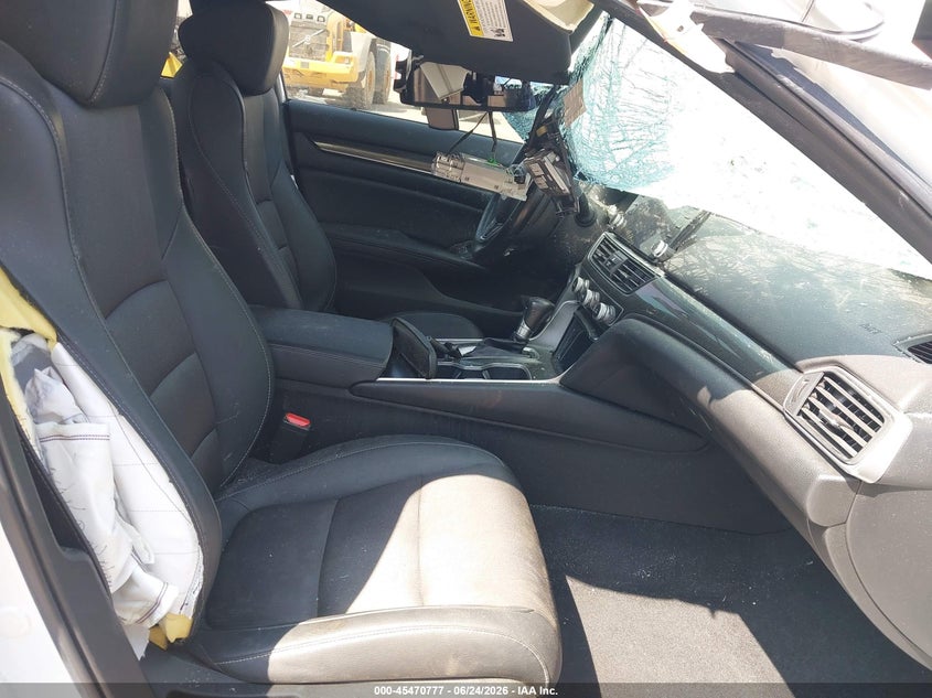 2019 Honda Accord VIN 1HGCV1F33KA013944 IAAI salvage auction — ROLLOVER, Salvage (California), sold $975 on 2026-07-05 (photo 5)