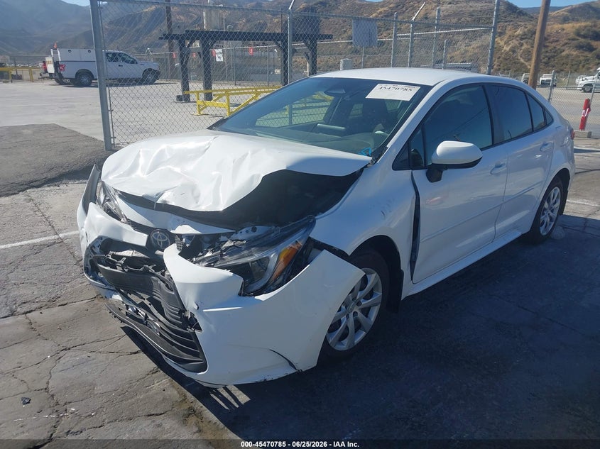 2023 Toyota Corolla VIN JTDBCMFE8P3004526 IAAI salvage auction — FRONT END, Salvage (California), sold $4,000 on 2026-07-11 (photo 2)