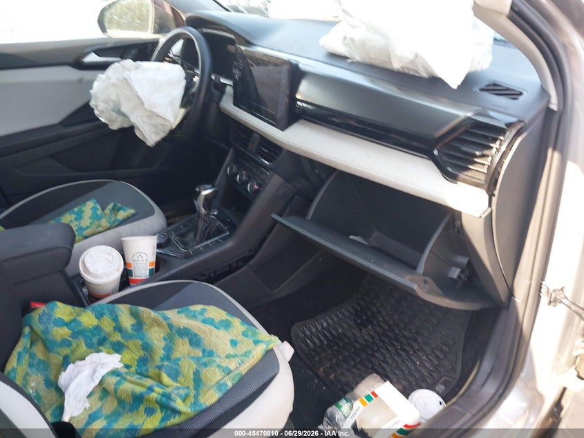 2025 Volkswagen Taos VIN 3VV8C7B29SM006396 IAAI salvage auction — BIOHAZARD/CHEMICAL, Mv-907A (New York), sold $1,650 on 2026-08-13 (photo 5)