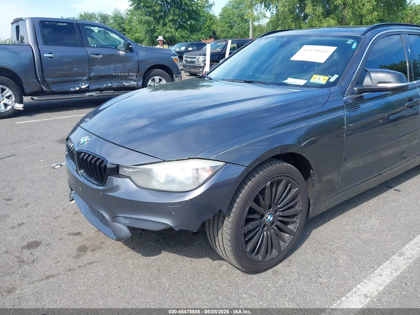2014 BMW 3er VIN WBA3G7C54EF186197 IAAI salvage auction — FRONT & REAR, Salvage Title, sold $1,350 on 2026-08-17 (photo 6)