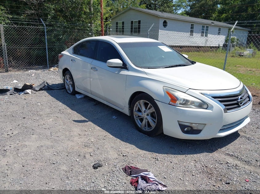 2014 Nissan Altima VIN 1N4AL3AP0EC183078 IAAI salvage auction — NORMAL WEAR, Repossession Paperwork (South Carolina), sold $950 on 2026-07-22 (photo 1)
