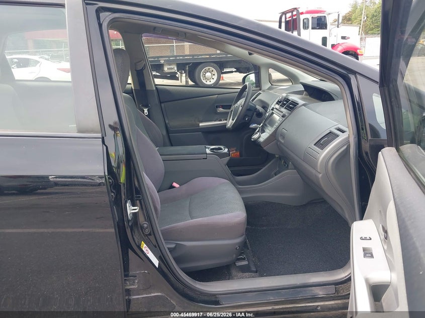 2013 Toyota Prius v VIN JTDZN3EU2D3279123 IAAI salvage auction — RIGHT FRONT, Salvage (North Carolina), sold $2,850 on 2026-07-16 (photo 5)