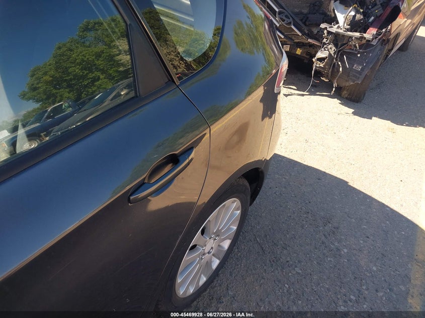 2010 Subaru Impreza VIN JF1GH6B61AH820009 IAAI salvage auction — NORMAL WEAR, Clear (Colorado), sold $1,050 on 2026-07-07 (photo 6)