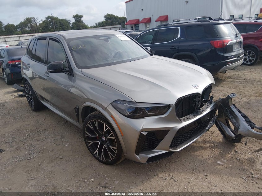 2023 BMW X5 m VIN 5YMJU0C04P9N47838 — IAAI salvage auction photo