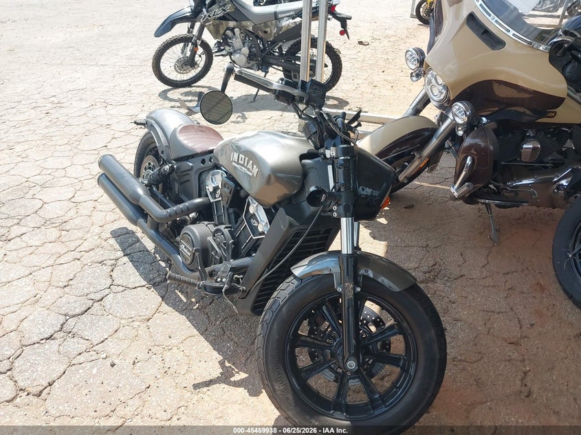 2022 Indian motorcycle co. Scout VIN 56KMTA003N3189256 IAAI salvage auction — SIDE, Salvage (South Carolina), sold $3,150 on 2026-09-09 (photo 1)