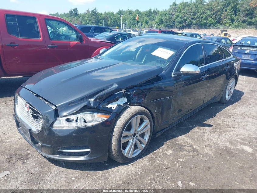 2014 Jaguar Xj series VIN SAJWJ2GDXE8V61294 IAAI salvage auction — FRONT END, Clear (Massachusetts), sold $25 on 2026-07-10 (photo 2)