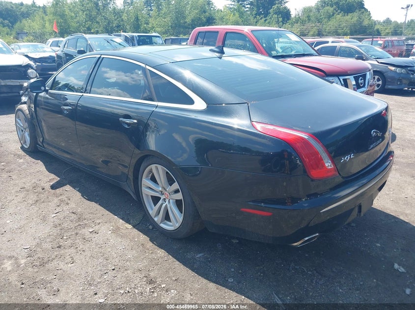2014 Jaguar Xj series VIN SAJWJ2GDXE8V61294 IAAI salvage auction — FRONT END, Clear (Massachusetts), sold $25 on 2026-07-10 (photo 3)