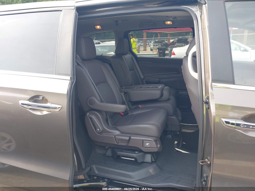 2022 Honda Odyssey VIN 5FNRL6H82NB038446 IAAI salvage auction — FRONT END, Salvage (North Carolina), sold $7,600 on 2026-07-30 (photo 8)