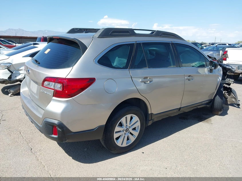 2019 Subaru Outback VIN 4S4BSABC2K3237277 IAAI salvage auction — SIDE, Salvage Title, sold $450 on 2026-07-09 (photo 4)