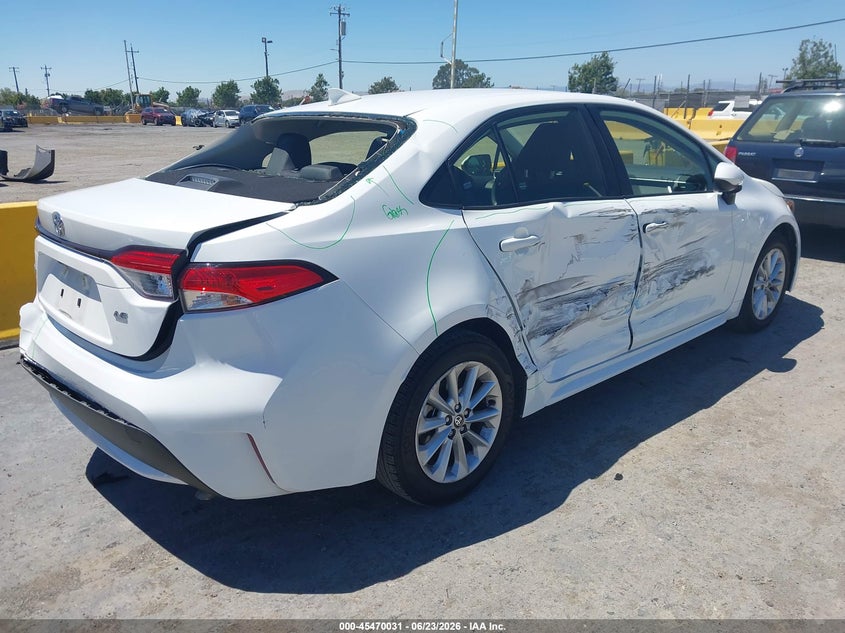 2022 Toyota Corolla VIN JTDVPMAE9N3031434 IAAI salvage auction — SIDE, Salvage (California), sold $4,350 on 2026-07-23 (photo 4)