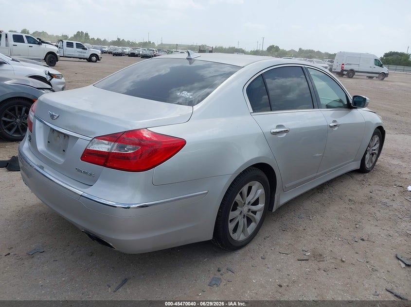 2013 Hyundai Genesis VIN KMHGC4DD8DU209328 IAAI salvage auction — FRONT END, Salvage (Texas), sold $450 on 2026-07-29 (photo 4)