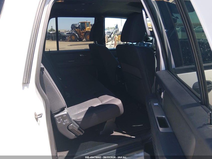 2016 Ford Expedition VIN 1FMJK1GT0GEF46567 IAAI salvage auction — NORMAL WEAR, SF97 (California), sold $12,500 on 2026-07-30 (photo 8)