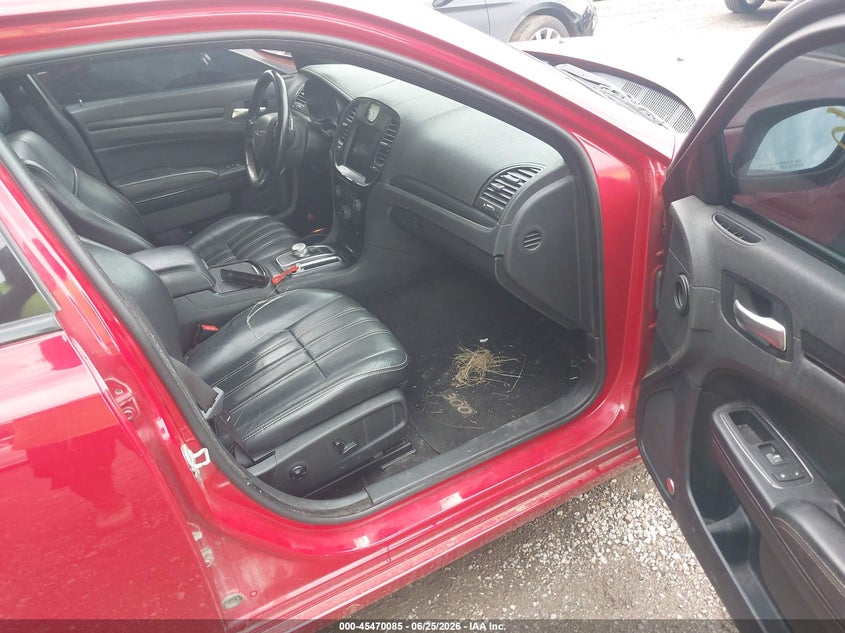 2015 Chrysler 300 VIN 2C3CCABGXFH903964 IAAI salvage auction — FRONT & REAR, Salvage Title, sold $675 on 2026-07-25 (photo 5)