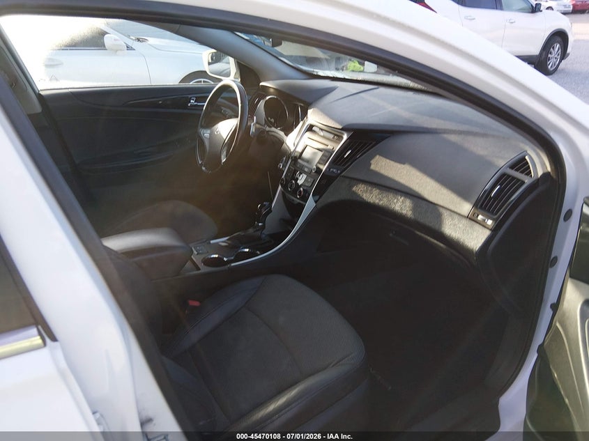 2014 Hyundai Sonata VIN 5NPEC4AC3EH873801 IAAI salvage auction — NORMAL WEAR, Original (Kentucky), sold $250 on 2026-07-29 (photo 5)