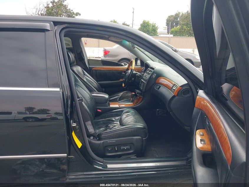 2002 Lexus Ls 430 VIN JTHBN30F720075988 IAAI salvage auction — NORMAL WEAR, Clear - Dealer Only (California), sold $475 on 2026-07-20 (photo 5)
