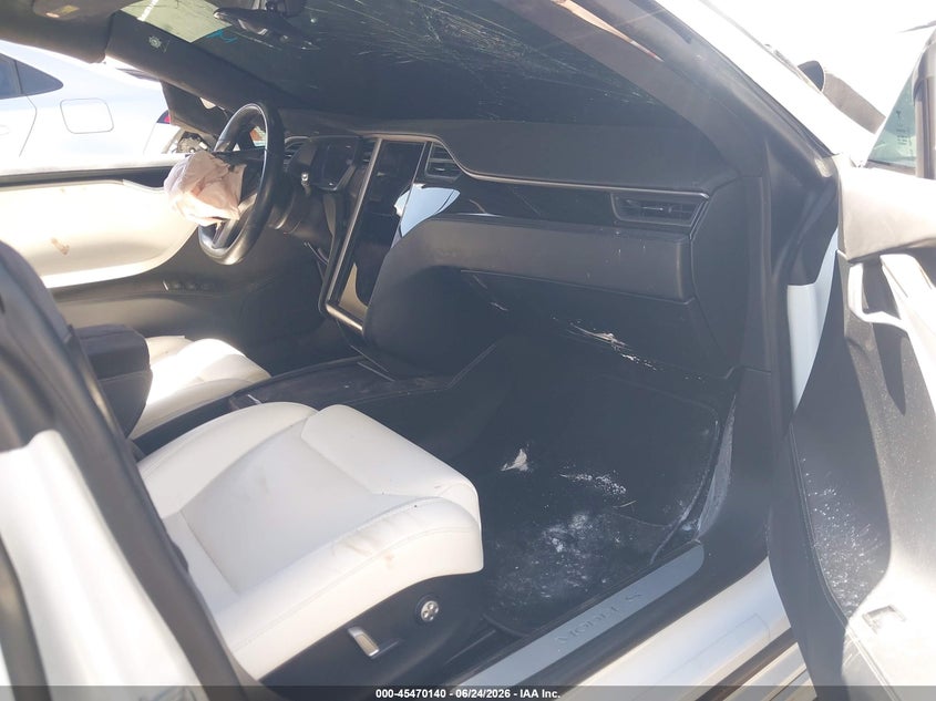 2019 Tesla Model s VIN 5YJSA1E27KF348811 IAAI salvage auction — FRONT END, Salvage Title, sold $2,600 on 2026-08-02 (photo 5)