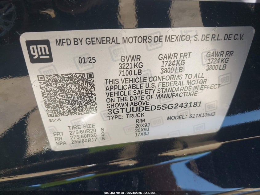 2025 Gmc VIN 3GTUUDED5SG243181 IAAI salvage auction — ROLLOVER, Salvage Title, sold $3,000 on 2026-08-01 (photo 9)