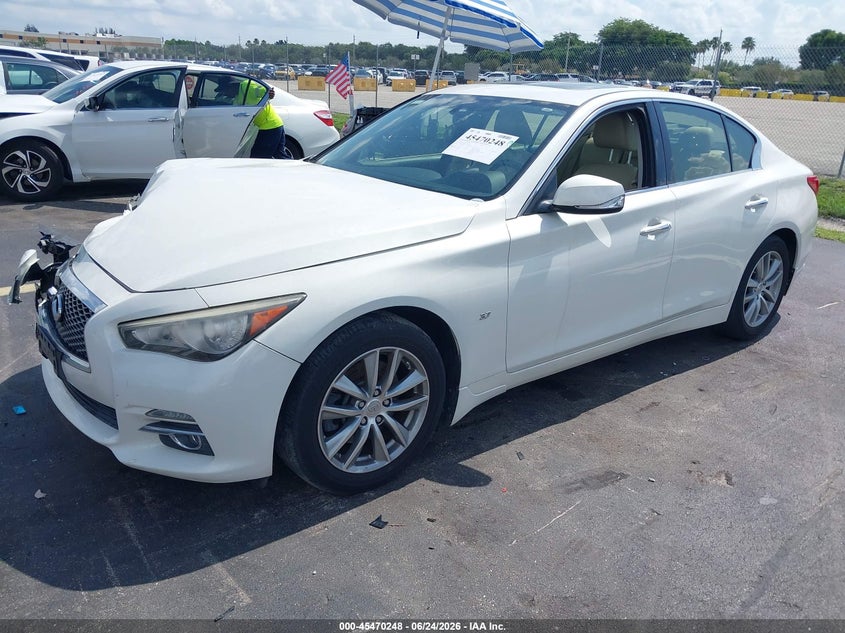 2014 Infiniti Q50 VIN JN1BV7AR8EM687408 IAAI salvage auction — RIGHT FRONT, Rebuildable (Florida), sold $2,350 on 2026-07-23 (photo 2)