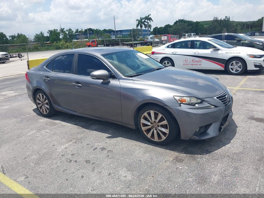 2014 Lexus Is VIN JTHBF1D23E5027789 IAAI salvage auction — NORMAL WEAR, Clear (Florida), sold $2,550 on 2026-07-30 (photo 1)